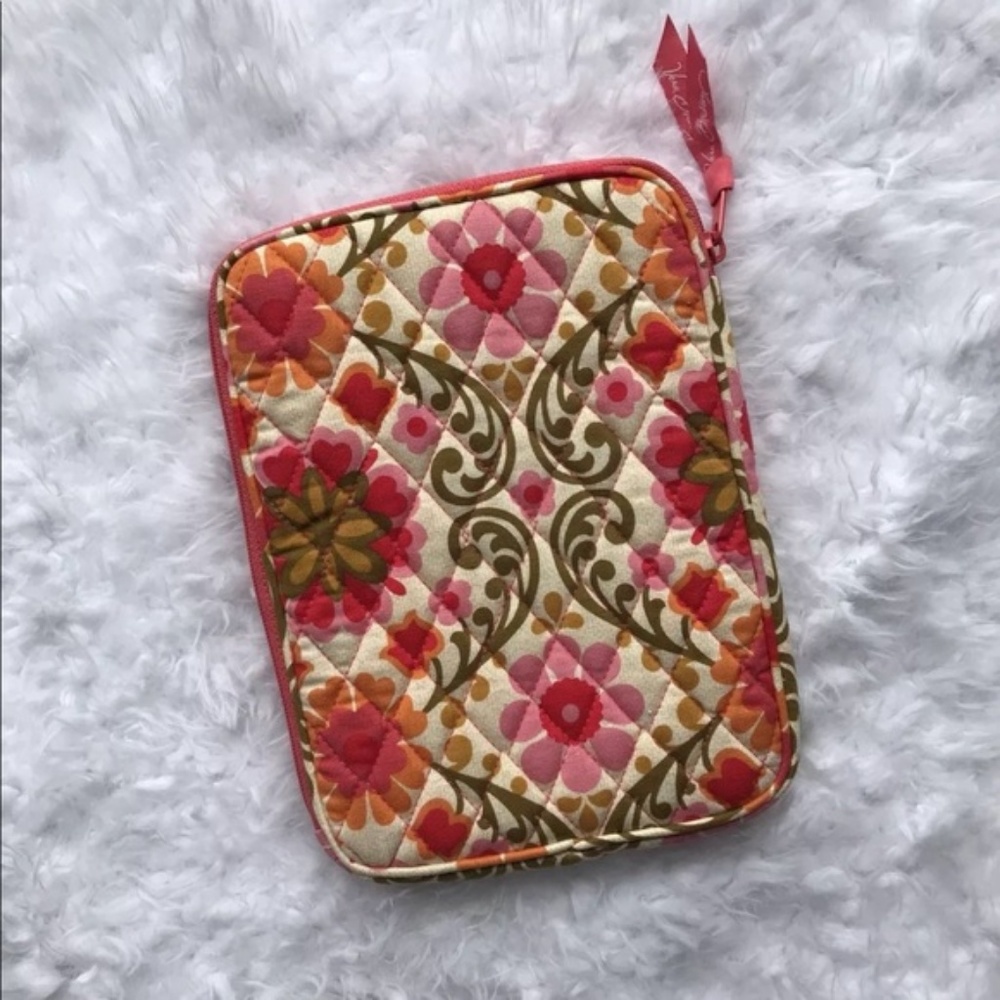 Vera Bradley Folkloric Floral Small Tablet Sleeve Travel Vacation - Picture 4 of 4